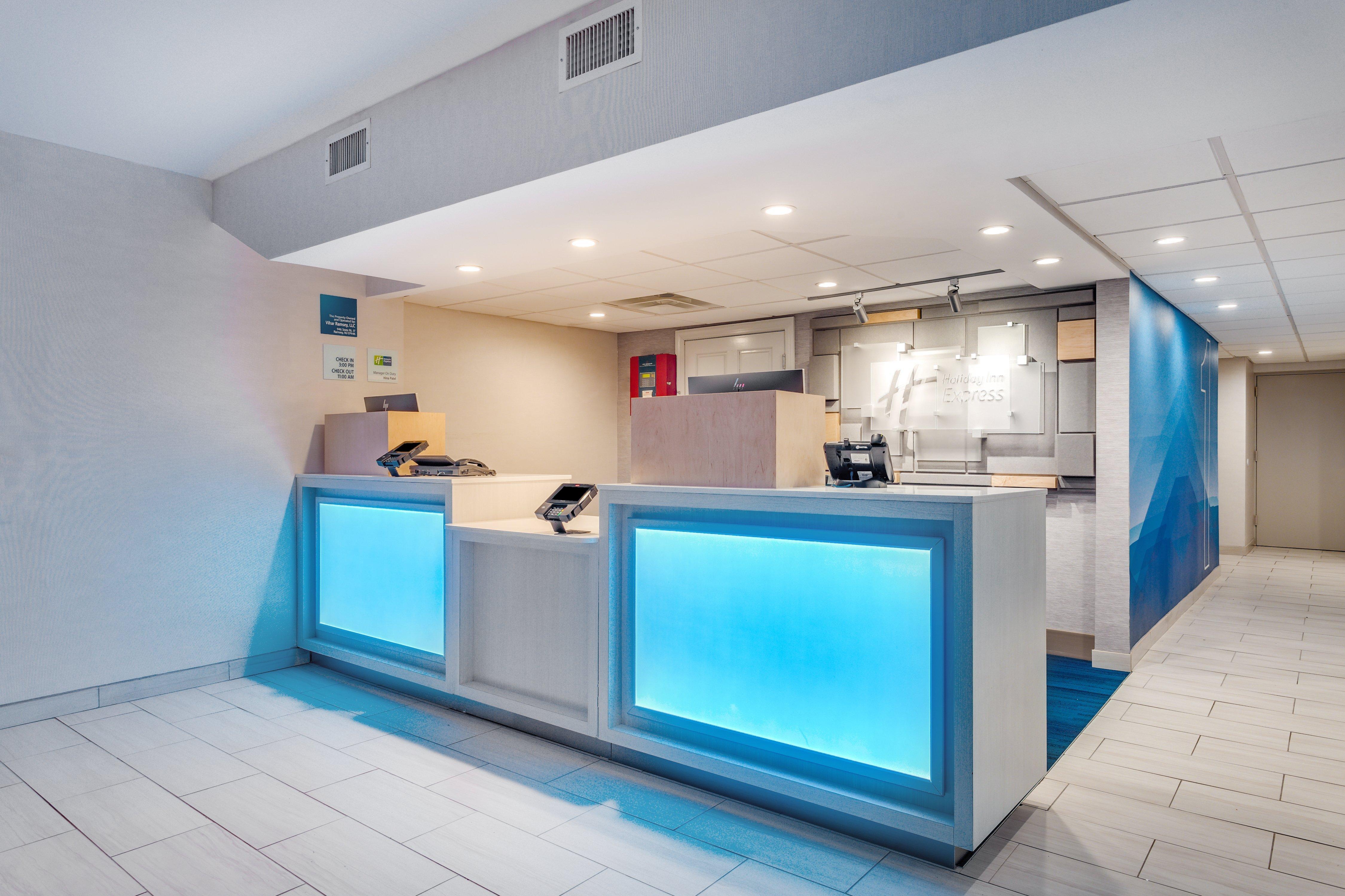 Holiday Inn Express Ramsey Mahwah By Ihg Екстериор снимка