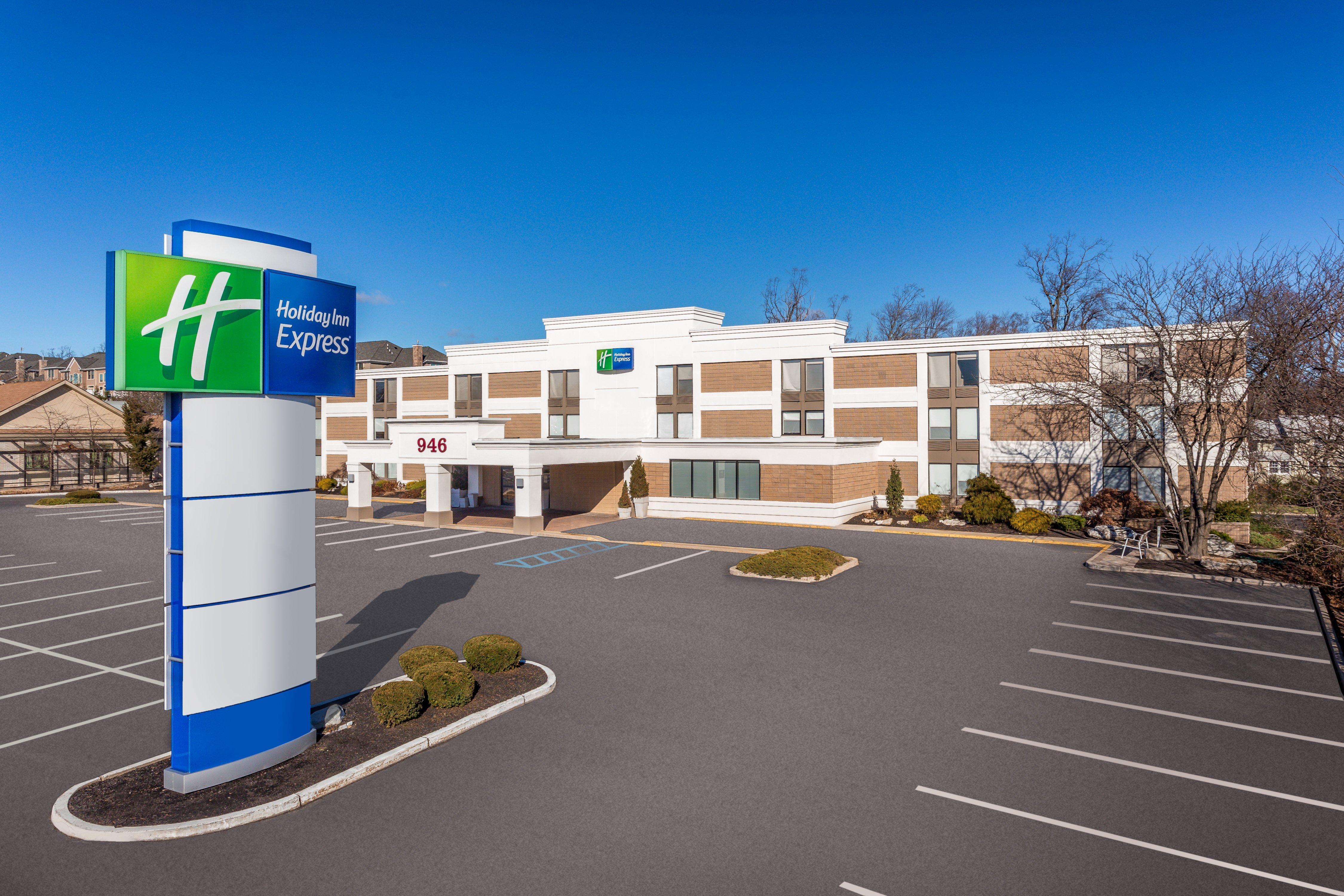 Holiday Inn Express Ramsey Mahwah By Ihg Екстериор снимка