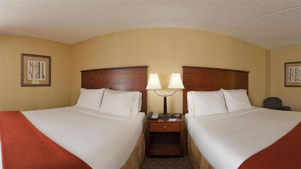 Holiday Inn Express Ramsey Mahwah By Ihg Екстериор снимка
