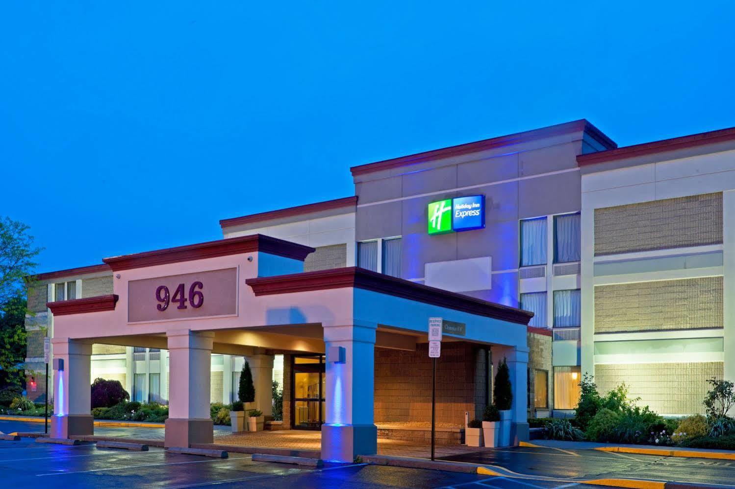 Holiday Inn Express Ramsey Mahwah By Ihg Екстериор снимка